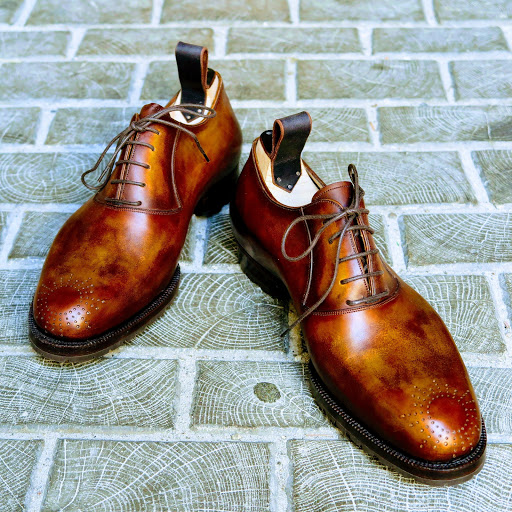 Lawart - luxusní ručně šitá obuv na míru