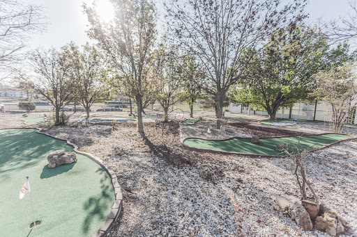 Golf Driving Range «Robin Nigro Golf Academy», reviews and photos, 1 E 135th St, Kansas City, MO 64145, USA