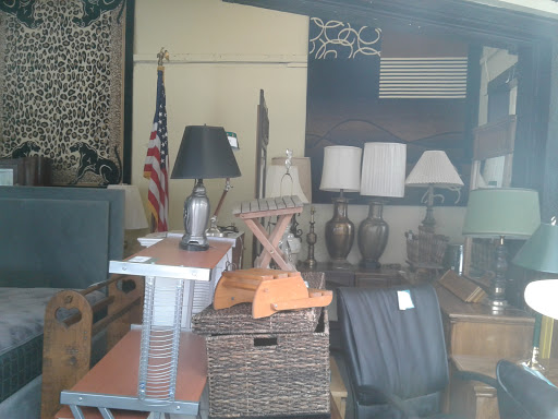 Used Furniture Store «Dixon Used Furniture», reviews and photos, 1915 Rainier Ave S, Seattle, WA 98144, USA