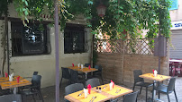 Atmosphère du Restaurant méditerranéen Kariné Restaurant Traiteur à Martigues - n°10