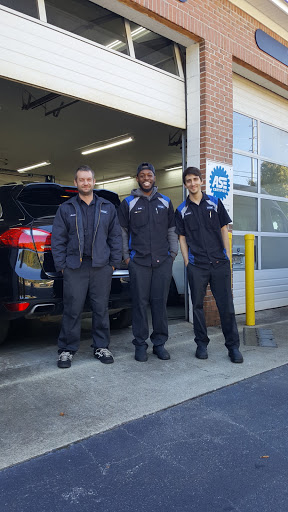 Auto Repair Shop «European Motor Cars-Duluth», reviews and photos, 4095 Pleasant Hill Rd, Duluth, GA 30096, USA