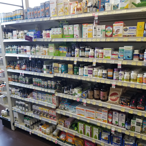 Grocery Store «Lakewinds Food Co-op», reviews and photos, 435 Pond Promenade, Chanhassen, MN 55317, USA