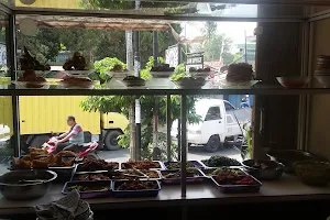 Warung Nasi Pring1000 image