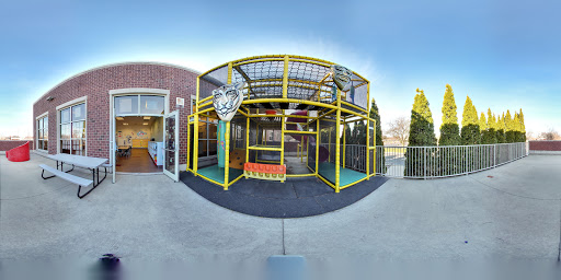 Community Center «South Holland Community Center», reviews and photos, 501 E 170th St, South Holland, IL 60473, USA