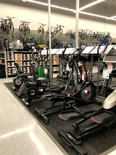 Sporting Goods Store «Academy Sports + Outdoors», reviews and photos, 621 Centerview Blvd, Kissimmee, FL 34741, USA