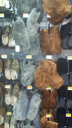 Shopping Mall «Village North Shopping Center», reviews and photos, 2440 N Lebanon St, Lebanon, IN 46052, USA