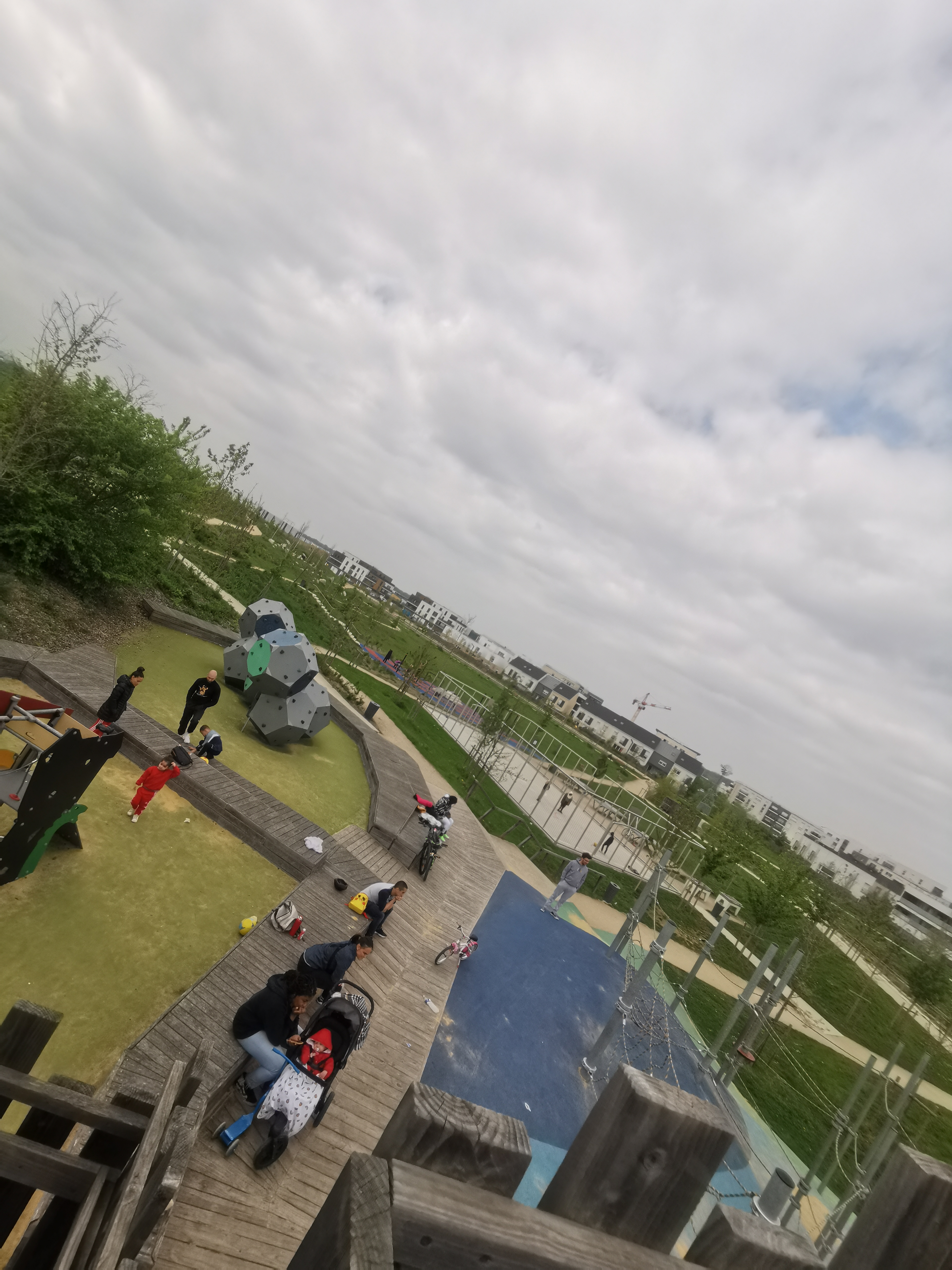 Photo n° 18 de l'avis de Bat.a fait le 29/04/2023 à 20:57