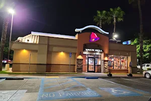 Taco Bell image