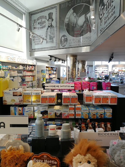 Información y opiniones sobre Farmacia Iraola y Valdés de Santander