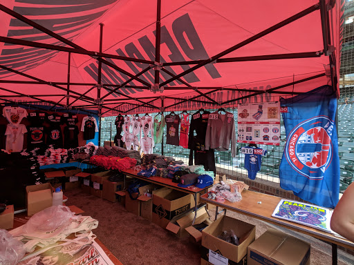 Stadium «Wrigley Field», reviews and photos, 1060 W Addison St, Chicago, IL 60613, USA