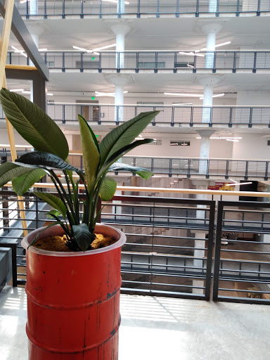 Grocery Store «The Curb Grocery Store», reviews and photos, 495 N Watkins St Suite #163, Memphis, TN 38104, USA