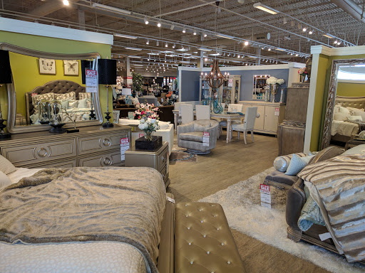 Furniture Store «Art Van Furniture - Orland Park», reviews and photos, 15080 South La Grange Road, Orland Park, IL 60462, USA