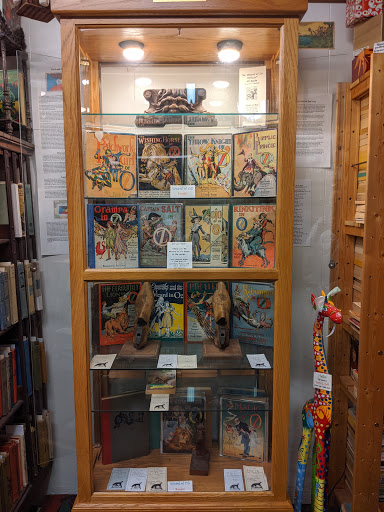 Book Store «Books on Bay», reviews and photos, 224 W Bay St, Savannah, GA 31401, USA