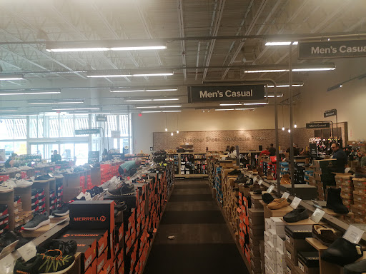 Shoe Store «DSW Designer Shoe Warehouse», reviews and photos, 720 Jefferson Rd, Rochester, NY 14623, USA