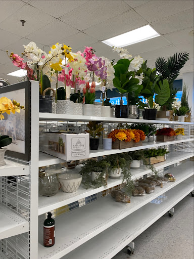 Clothing Store «Ross Dress for Less», reviews and photos, 13065 Lee Jackson Memorial Hwy, Fairfax, VA 22033, USA