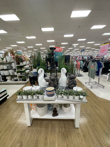 Department Store «Marshalls & HomeGoods», reviews and photos, 20515 Biscayne Blvd, Aventura, FL 33180, USA