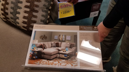 Furniture Store «Raymour & Flanigan Furniture and Mattress Store», reviews and photos, 110 S West End Blvd, Quakertown, PA 18951, USA