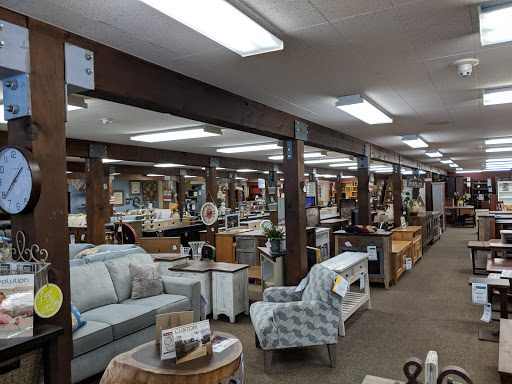 Furniture Store «Hoot Judkins Furniture», reviews and photos, 1269 Veterans Blvd, Redwood City, CA 94063, USA