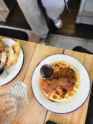 Photo n°33 de Gumbo Yaya Chicken and Waffles à Paris ()