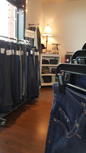 Consignment Shop «re•volve», reviews and photos, 103 SW 2nd St, Corvallis, OR 97333, USA