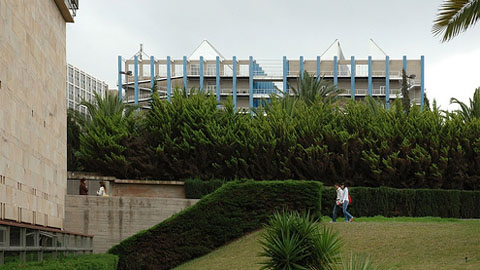 Biblioteca de Ciencias Básicas. ULPGC Campus Universitario de Tafira, Edificio de Ciencias Básicas, Carr. Gral. del Nte., 35017 Tafira Baja, Las Palmas, España