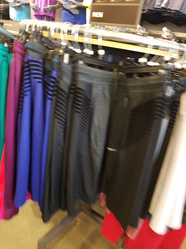 Clothing Store «Nike Factory Store», reviews and photos, 1553 Retherford St c080, Tulare, CA 93274, USA