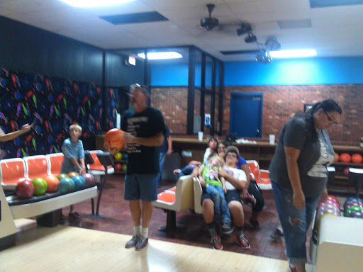Bowling Alley «South Plains Lanes», reviews and photos, 5150 69th St, Lubbock, TX 79424, USA