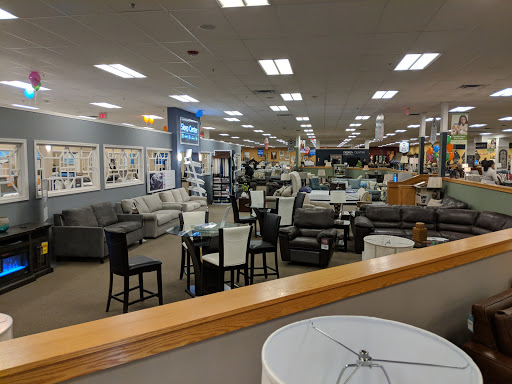 Furniture Store «Raymour & Flanigan Furniture and Mattress Store», reviews and photos, 1855 Central Park Ave, Yonkers, NY 10710, USA
