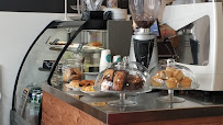 Atmosphère du Restaurant Akeita Coffee à Saint-Jean-de-Luz - n°4