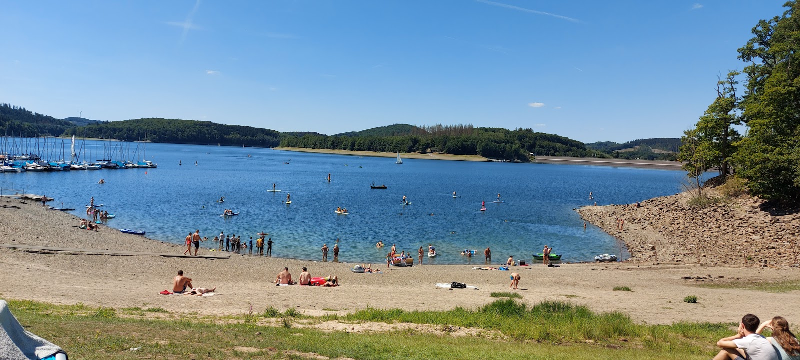 Foto van Badestelle Waldenburger Bucht met zand met kiezelstenen oppervlakte