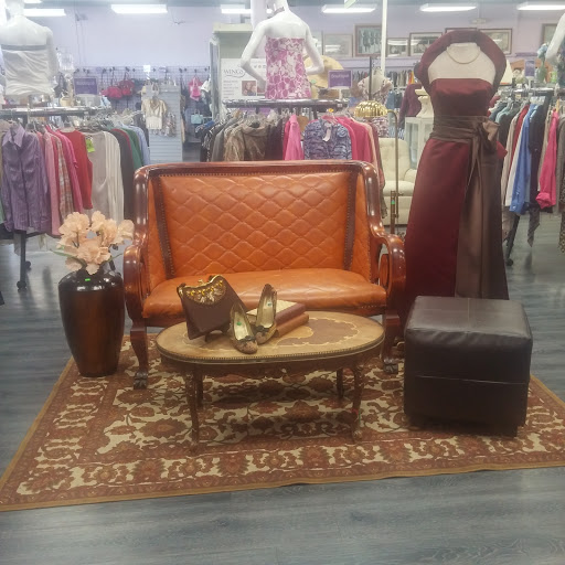 Thrift Store «Wings Resale Store», reviews and photos, 8349 W Golf Rd, Niles, IL 60714, USA