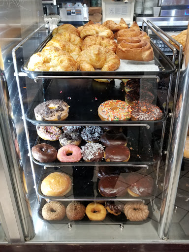 Donut Shop «Yum Yum Donuts», reviews and photos, 9 Fremont Ave, Alhambra, CA 91801, USA