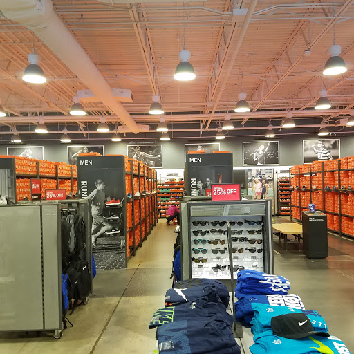 Sporting Goods Store «Nike Factory Store», reviews and photos, 20 Killingworth Tpke #155, Clinton, CT 06413, USA