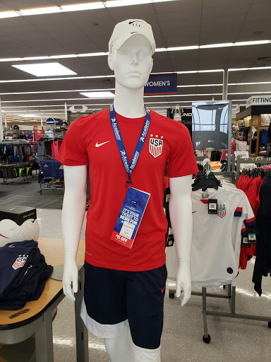 Sporting Goods Store «Academy Sports + Outdoors», reviews and photos, 3677 W Emporium Cir, Mesquite, TX 75150, USA