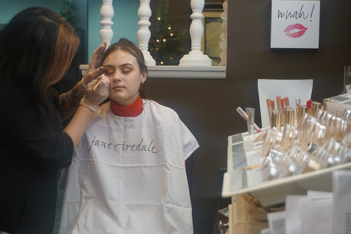 Day Spa «A White Pond Paradise Salon & Day Spa», reviews and photos, 566 White Pond Dr, Akron, OH 44320, USA