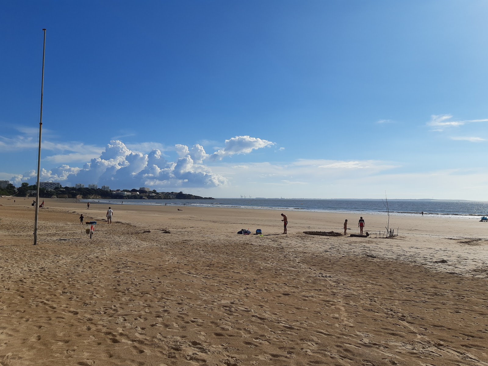 Photo of Plage Royan and the settlement