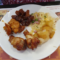 Plats et boissons du Restaurant de type buffet Royal Chine 裕龙大酒楼 à Claye-Souilly - n°4