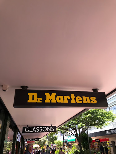 Dr. Martens Cuba Mall