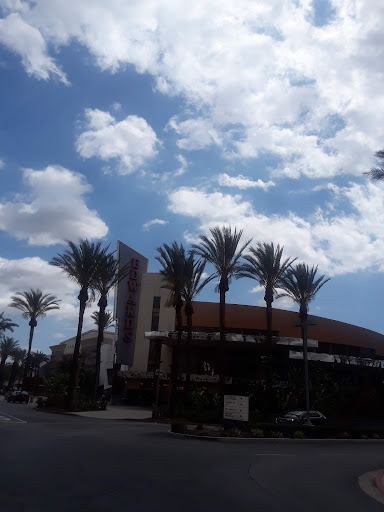 Movie Theater «Edwards West Covina 18», reviews and photos, 1200 Lakes Dr, West Covina, CA 91790, USA