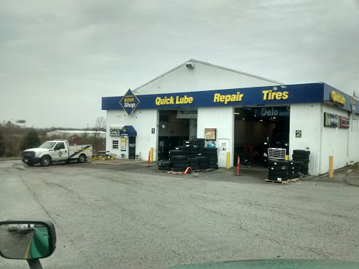 Truck Repair Shop «Boss Shop», reviews and photos, 203 Pendleton Rd, Pendleton, KY 40055, USA