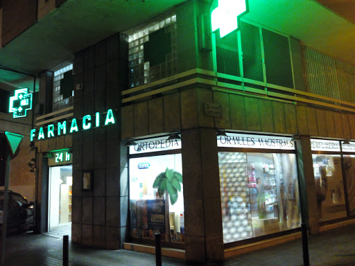 Información y opiniones sobre Farmacia Dasca 24 Horas de Hospitalet De Llobregat