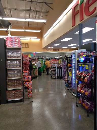 Supermarket «Tienda Fiesta Mart», reviews and photos, 210 E Davis St, Conroe, TX 77301, USA