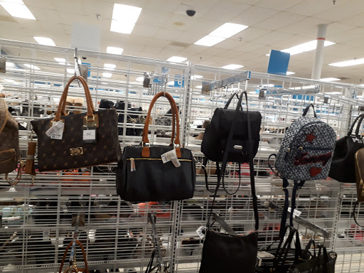 Clothing Store «Ross Dress for Less», reviews and photos, 8888 Waltham Woods Rd, Parkville, MD 21234, USA