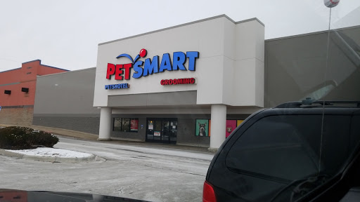 Pet Supply Store «PetSmart», reviews and photos, 11501 Metcalf Ave, Overland Park, KS 66210, USA