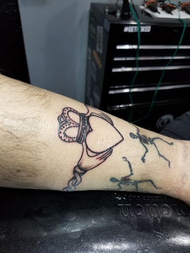 Tattoo Shop «DieHard Piercing & Tattoo Studio», reviews and photos, 224 SW Washington St, Albany, OR 97321, USA