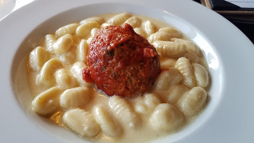 Italian Restaurant «Cucina Alessá», reviews and photos, 520 Main St, Huntington Beach, CA 92648, USA