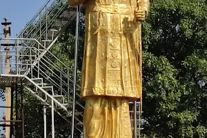 Sri Krishnadevaraya Statue image