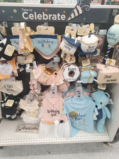 Clothing Store «Ross Dress for Less», reviews and photos, 151 N McDowell Blvd, Petaluma, CA 94954, USA