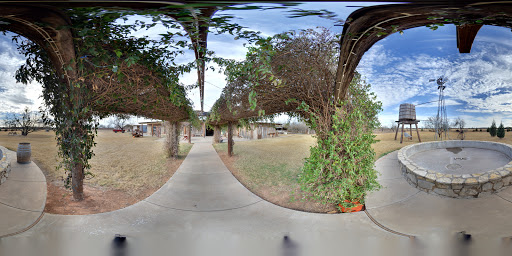 Winery «Barking Rocks Vinyard & Winery», reviews and photos, 1919 Allen Ct, Granbury, TX 76048, USA