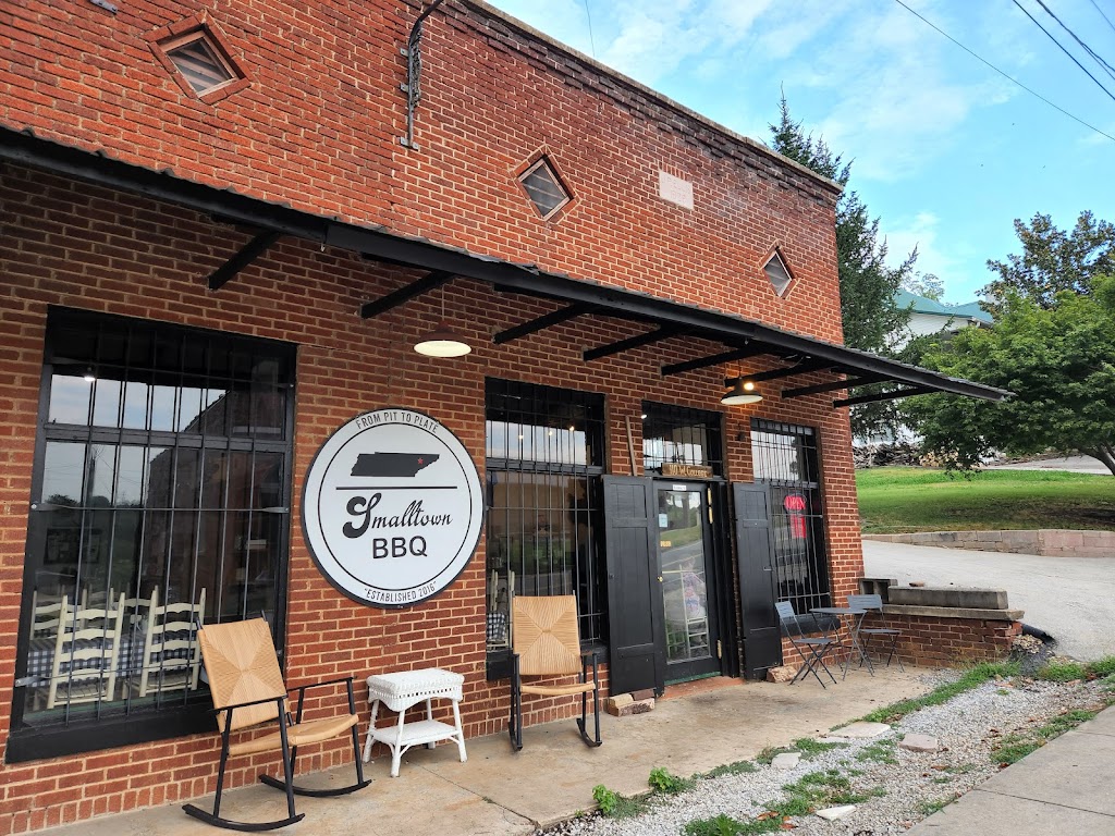 Small Town BBQ 37737